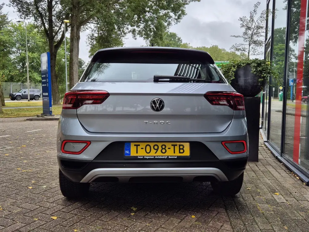 Volkswagen T-Roc 1.0 TSI Life | Navigatie | Digitaal Dashboard | Adapt. Cruise Control T-Roc 1.0 TSI Life | Navigatie | Digitaal dashboa uit 2023, foto 6