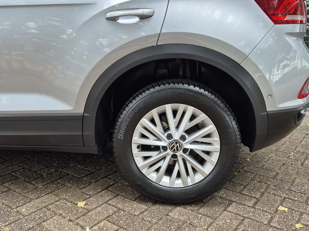 Volkswagen T-Roc 1.0 TSI Life | Navigatie | Digitaal Dashboard | Adapt. Cruise Control T-Roc 1.0 TSI Life | Navigatie | Digitaal dashboa uit 2023, foto 9