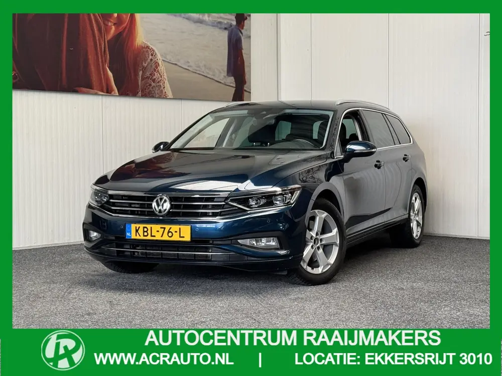 VOLKSWAGEN PASSAT VARIANT 1.5 TSI COMFORTLINE NAVIGATIE ADAP uit 2020