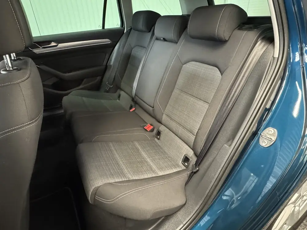 VOLKSWAGEN PASSAT VARIANT 1.5 TSI COMFORTLINE NAVIGATIE ADAP uit 2020, foto 18