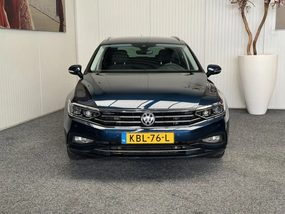 VOLKSWAGEN PASSAT VARIANT 1.5 TSI COMFORTLINE NAVIGATIE ADAP uit 2020, foto 3