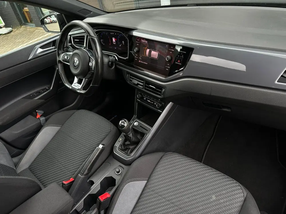Volkswagen Polo 1.0 TSI Highline Business R-LINE/Digital Coc uit 2021, foto 14