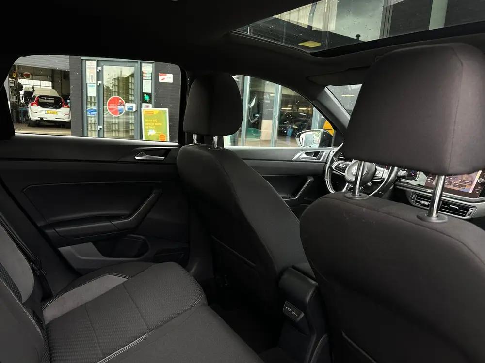 Volkswagen Polo 1.0 TSI Highline Business R-LINE/Digital Coc uit 2021, foto 15