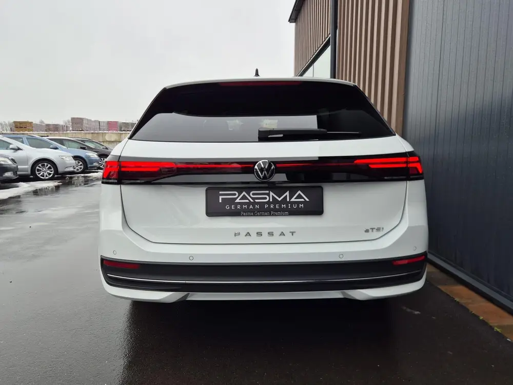 Volkswagen Passat Variant Passat Variant 1.5 eTSI Business | BTW | Virtual uit 2025, foto 15