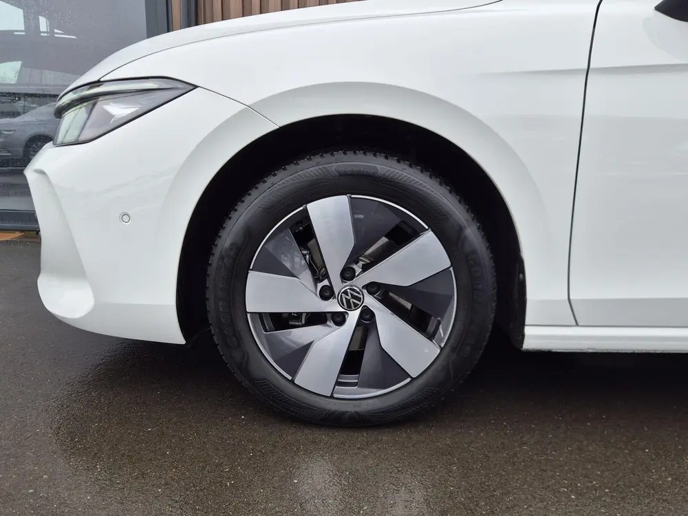 Volkswagen Passat Variant Passat Variant 1.5 eTSI Business | BTW | Virtual uit 2025, foto 5