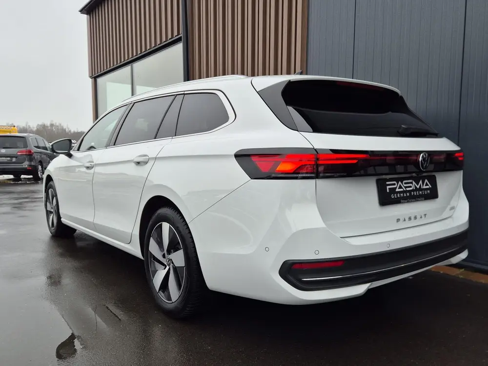 Volkswagen Passat Variant Passat Variant 1.5 eTSI Business | BTW | Virtual uit 2025, foto 6