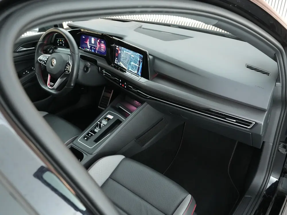 Volkswagen Golf GTI Clubsport 2.0 300pk TSI |panoramadak|Nü uit 2021, foto 3