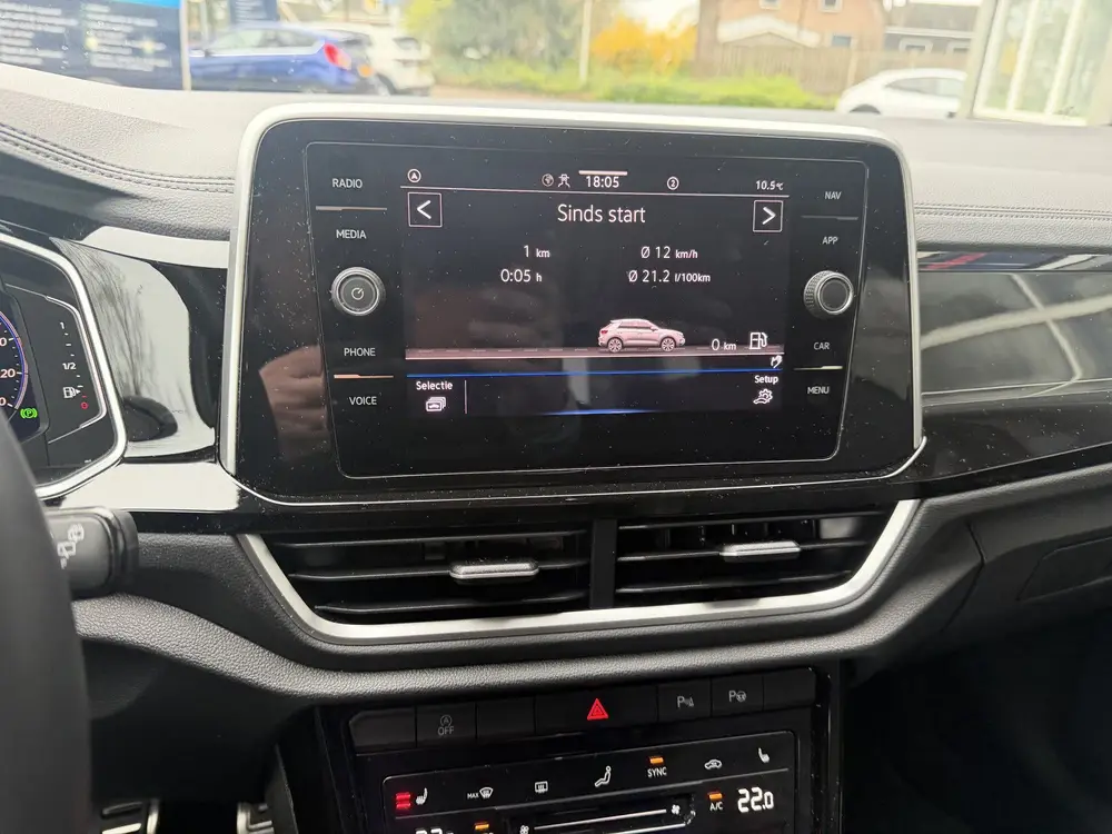 Volkswagen T-Roc 1.5 TSI R-Line 2024 km 24.000 Nap 1e eigen uit 2024, foto 15