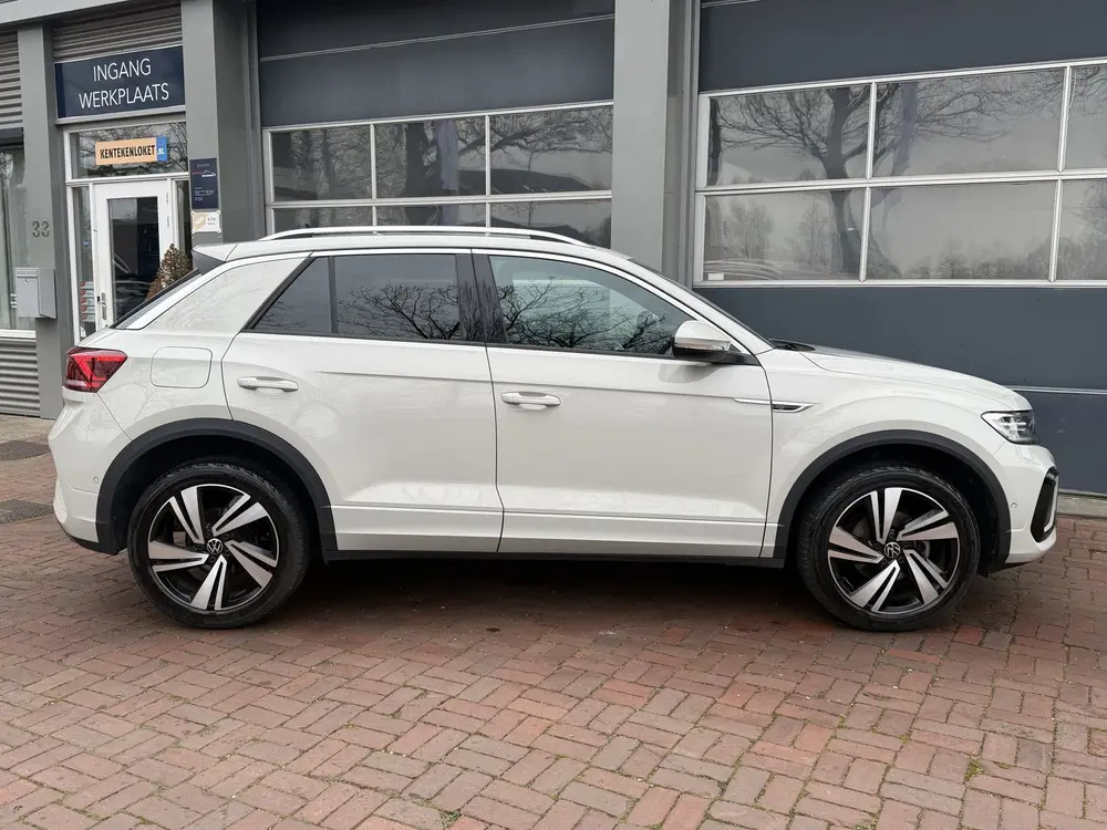Volkswagen T-Roc 1.5 TSI R-Line 2024 km 24.000 Nap 1e eigen uit 2024, foto 4