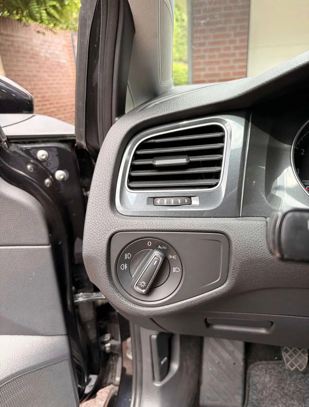 Volkswagen Golf 1.5 TSI 130pk 2019 Zwart, ACC, masagestoel uit 2019, foto 12