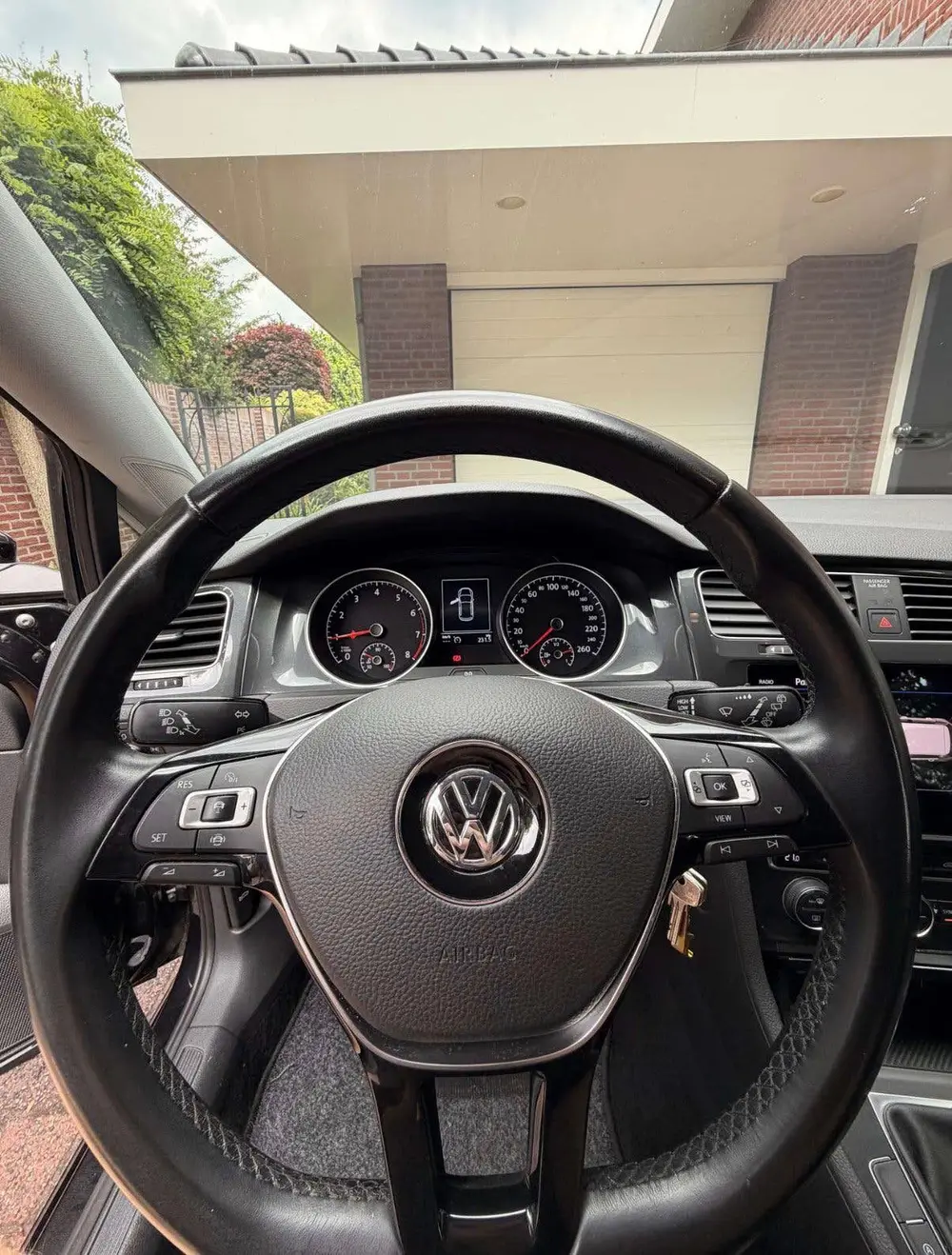 Volkswagen Golf 1.5 TSI 130pk 2019 Zwart, ACC, masagestoel uit 2019, foto 5