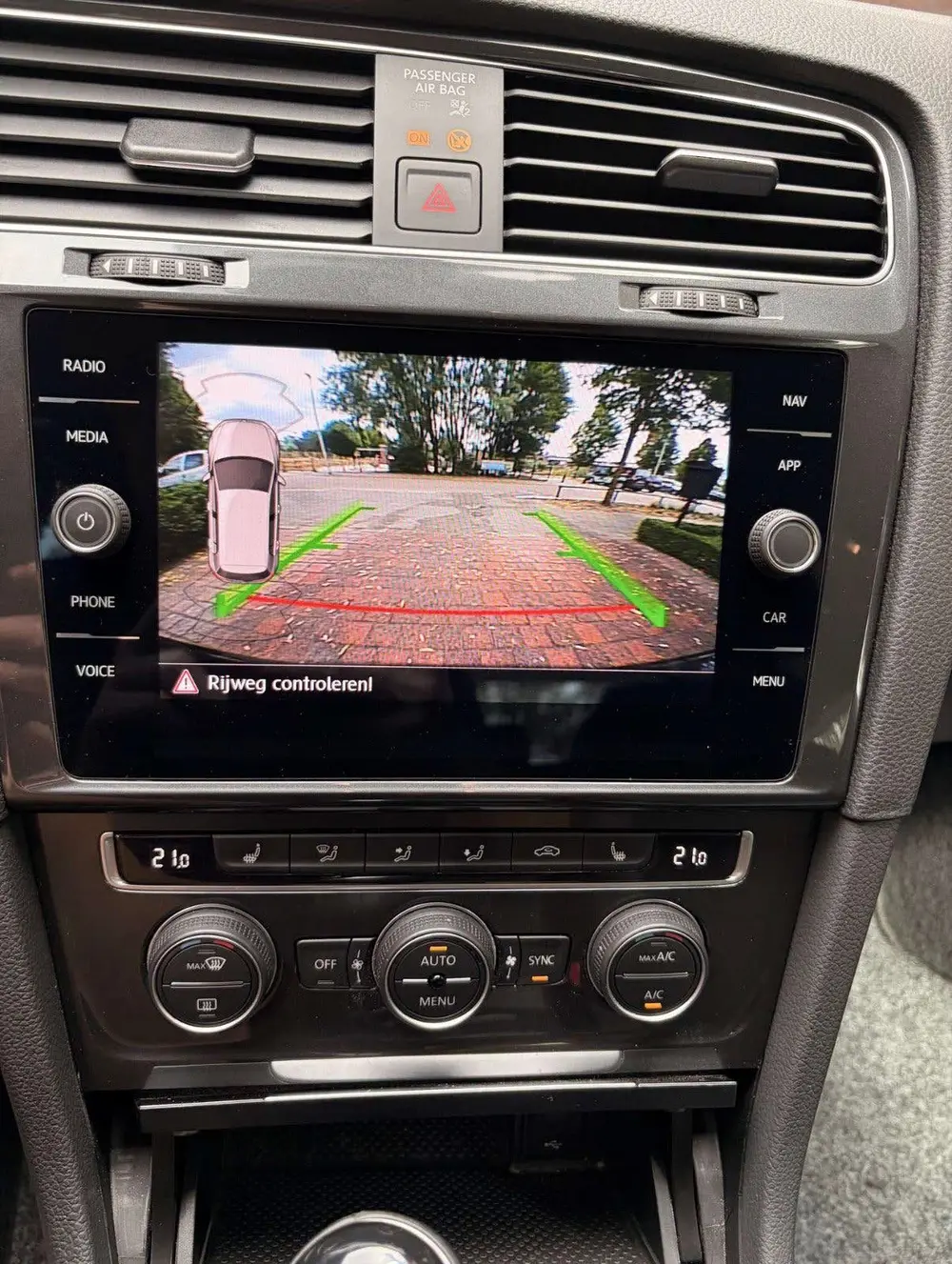 Volkswagen Golf 1.5 TSI 130pk 2019 Zwart, ACC, masagestoel uit 2019, foto 6