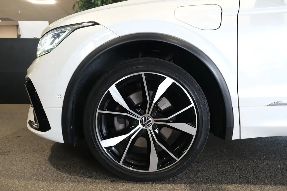 Volkswagen Tiguan 1.4 TSI eHybrid 2x R-Line 245PK Pano Led N uit 2021, foto 17