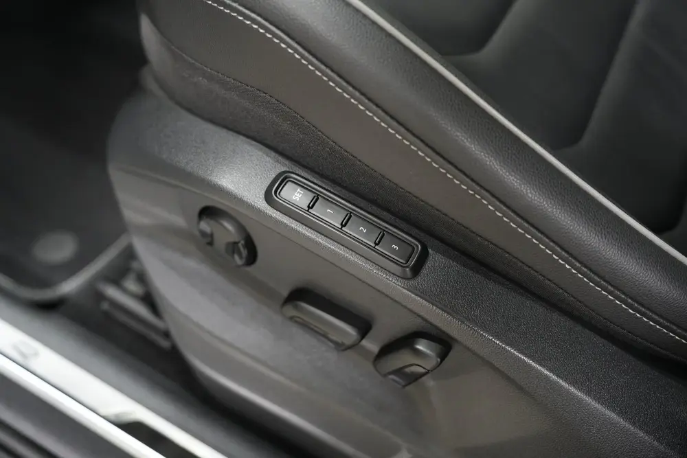 Volkswagen Tiguan 1.5 TSI R-Line * Pano - Leder - Memory - I uit 2021, foto 15