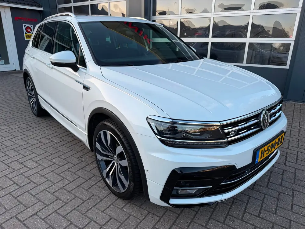 Volkswagen Tiguan 1.5 TSI ACT Highline Business R-Line / Pan uit 2020, foto 5