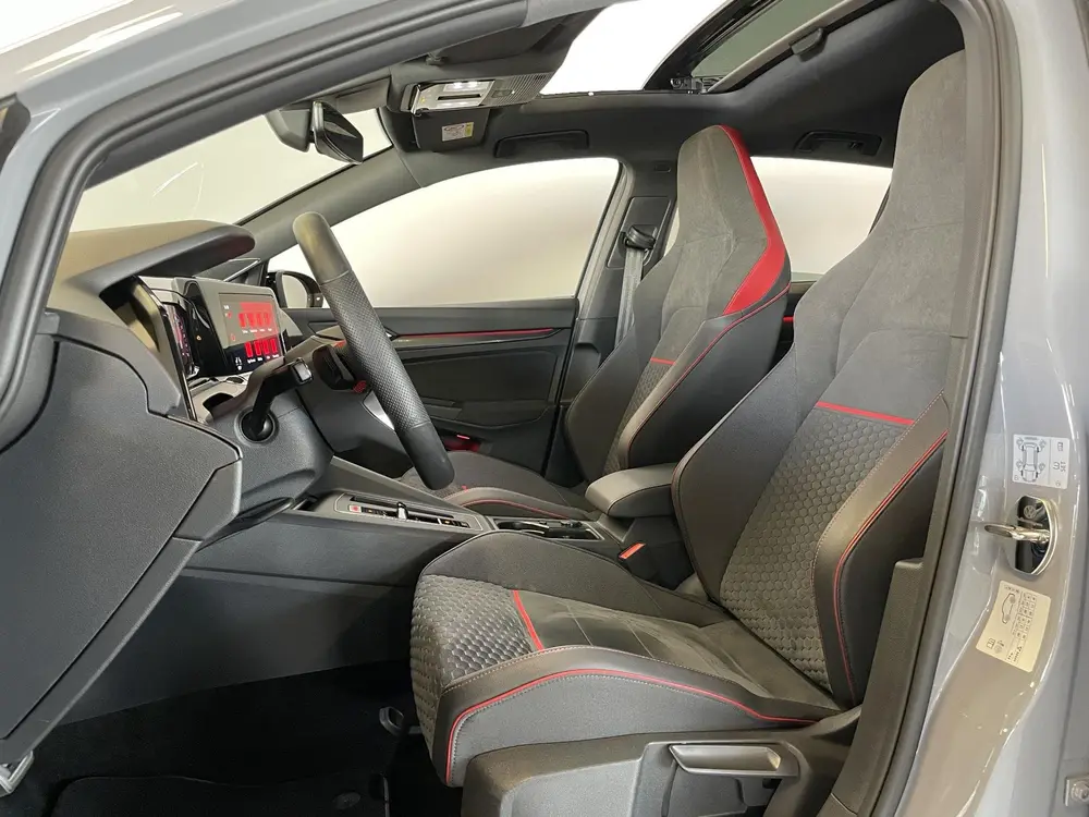 Volkswagen Golf 2.0 TSI GTI CLUBSPORT/NURBURG/PANO/KEYLESS/H uit 2022, foto 13