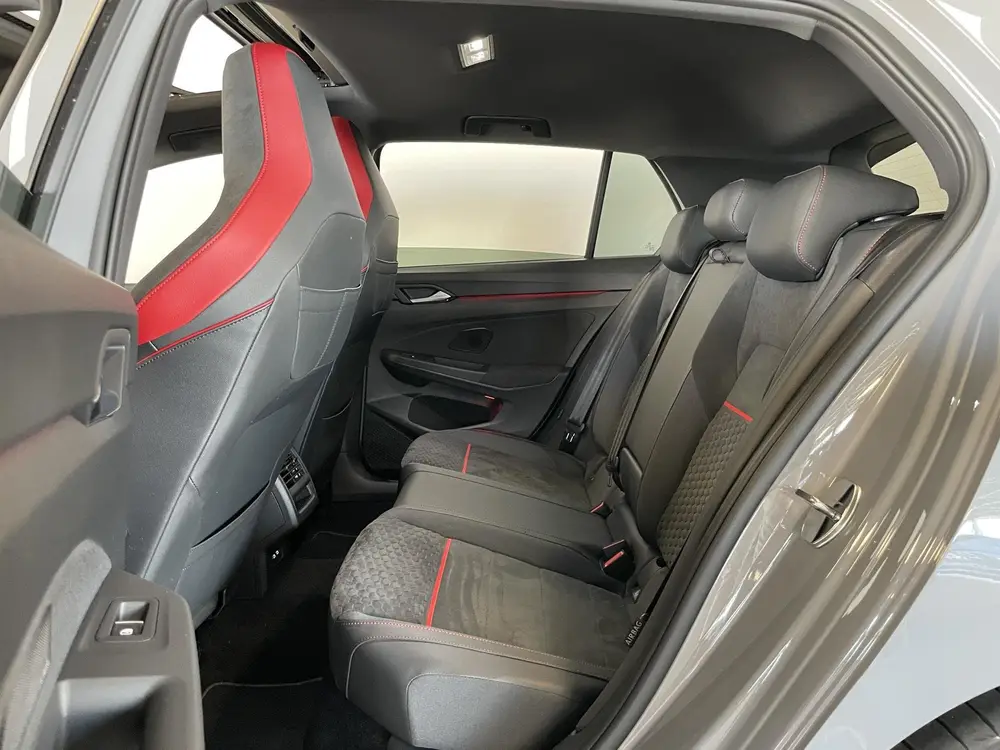 Volkswagen Golf 2.0 TSI GTI CLUBSPORT/NURBURG/PANO/KEYLESS/H uit 2022, foto 15