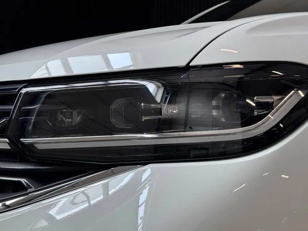 Volkswagen T-Cross 1.5 TSI 3X R-Line | IQ LIGHT | CAM | KEYL uit 2024, foto 12