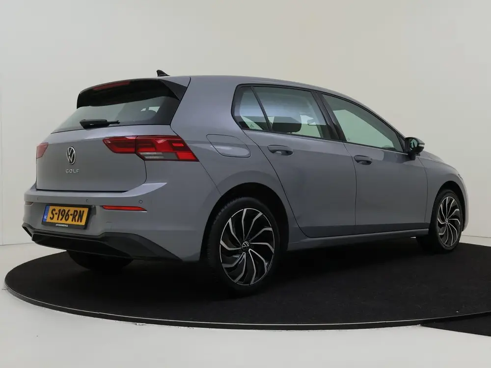 Volkswagen Golf 1.0 TSI 110pk 2020 Moonstone Grey uit 2020, foto 4