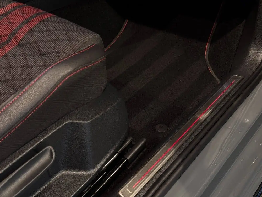 Volkswagen GOLF 2.0 TSI GTI TCR DSG Pano ACC Virtual Keyless uit 2019, foto 17