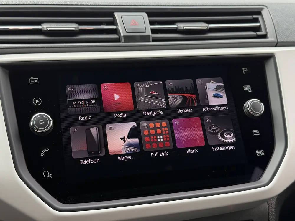 SEAT Arona 1.0 TSI Xcellence Trekhaak/Carplay/Climate. uit 2019, foto 14