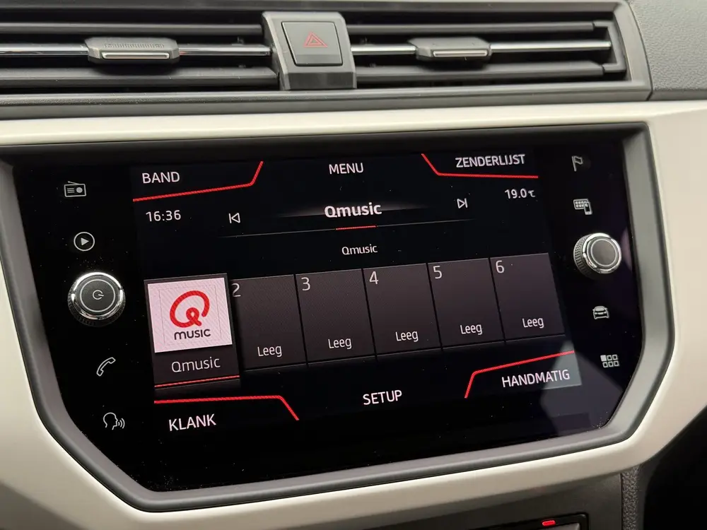SEAT Arona 1.0 TSI Xcellence Trekhaak/Carplay/Climate. uit 2019, foto 16
