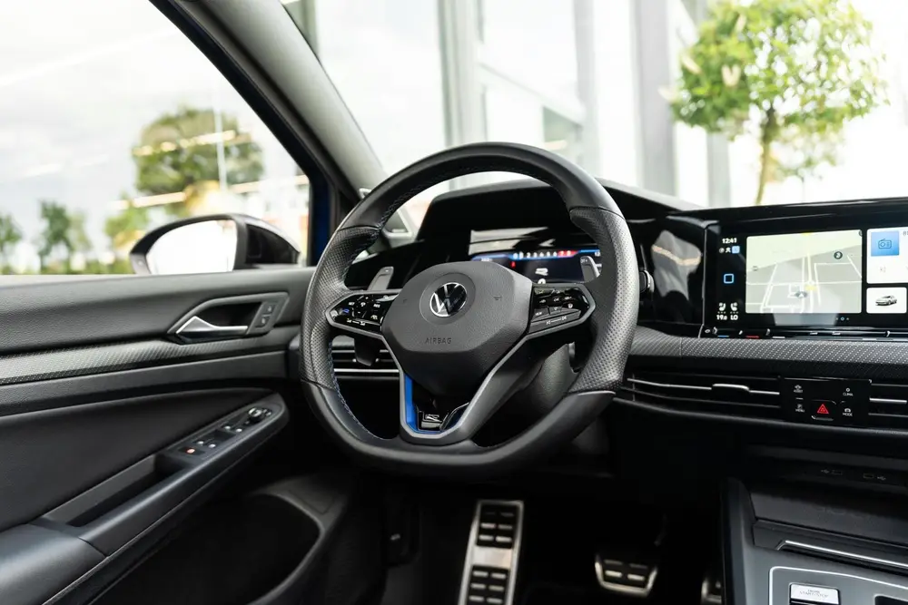Volkswagen Golf 2.0 TSI R 4Motion Performance Akrapovic HUD uit 2021, foto 16