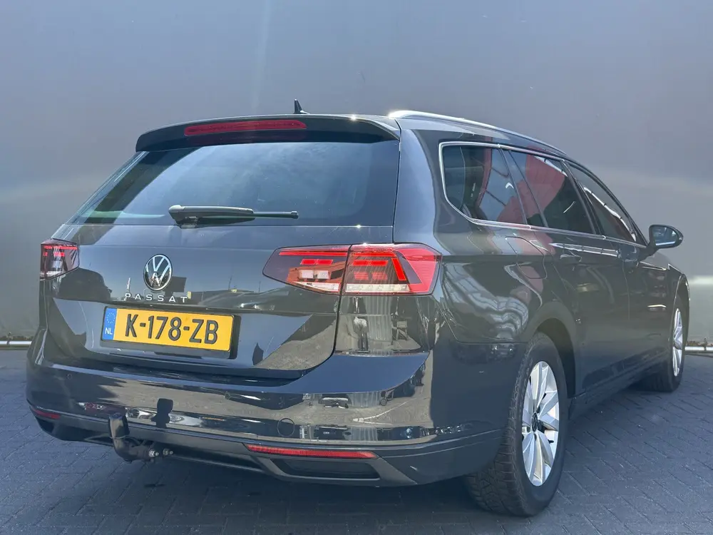 Volkswagen Passat Variant BWJ 2021 1.5 150 PK TSI Business A uit 2021, foto 2