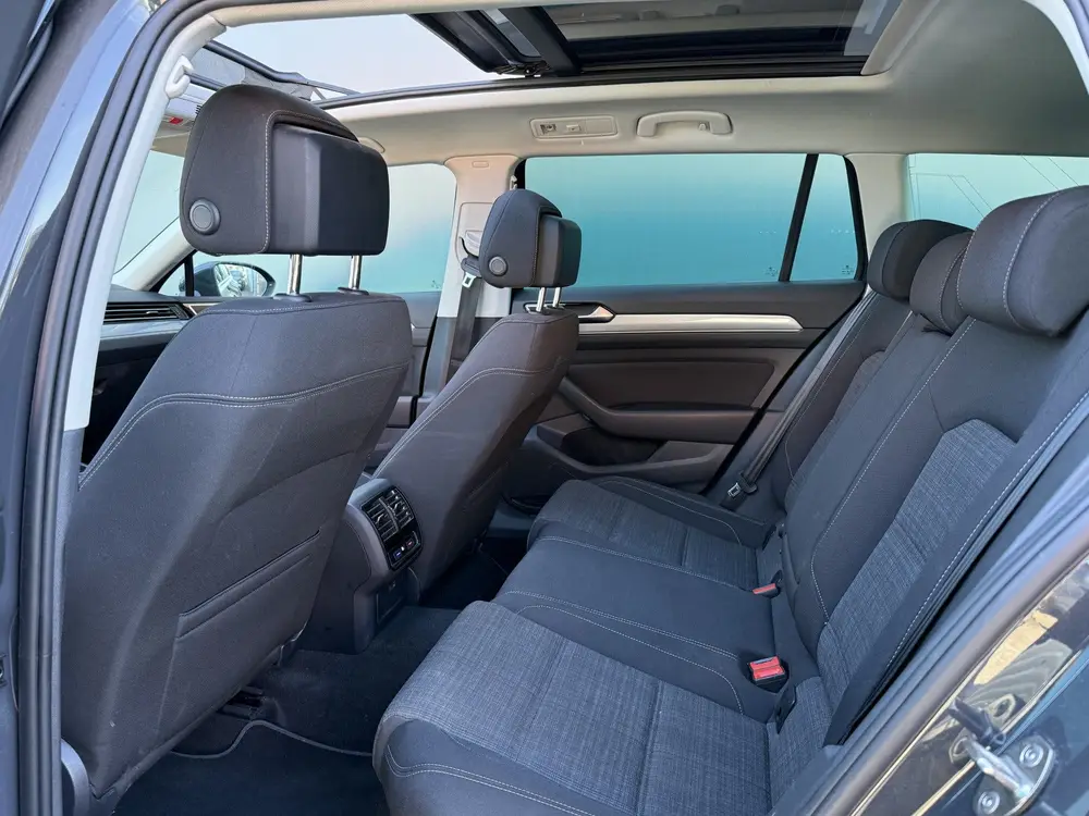 Volkswagen Passat Variant BWJ 2021 1.5 150 PK TSI Business A uit 2021, foto 9