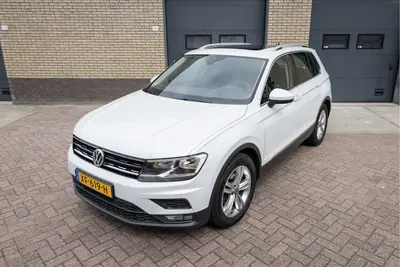 Volkswagen Tiguan 1.5 TSI ACT Comfortline Business DSG Panod uit 2019