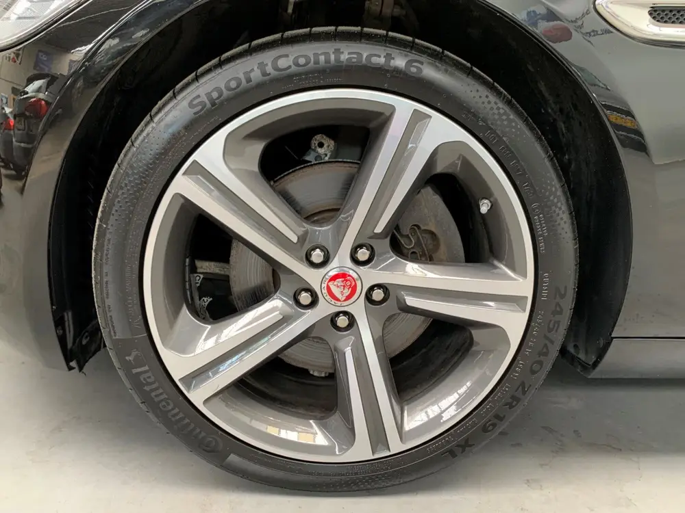 Jaguar XF 2.0t Prestige VIRTUAL COCKPIT-NAVI-LANE ASSIST-ECC uit 2019, foto 10