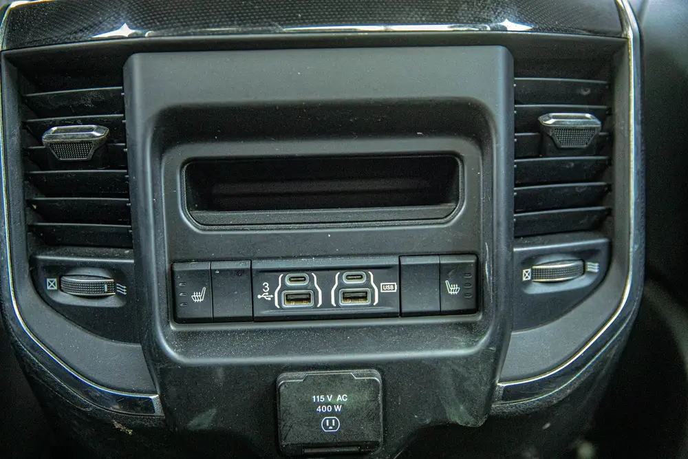 Dodge Ram 1500 5.7 V8 4x4 Crew Cab 5'7 Laramie Level 2 | luc uit 2019, foto 11