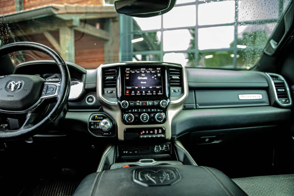 Dodge Ram 1500 5.7 V8 4x4 Crew Cab 5'7 Laramie Level 2 | luc uit 2019, foto 8