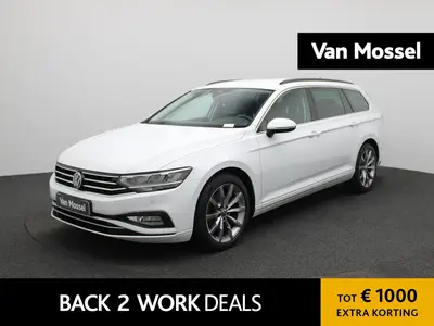 Volkswagen Passat Variant 2.0 TDI Business | TREKHAAK | NAVI uit 2022