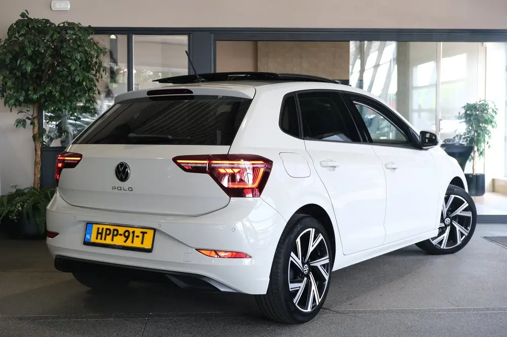 Volkswagen Polo 1.0 TSI Style Facelift Ascot Pano Navi Virtu uit 2022, foto 2
