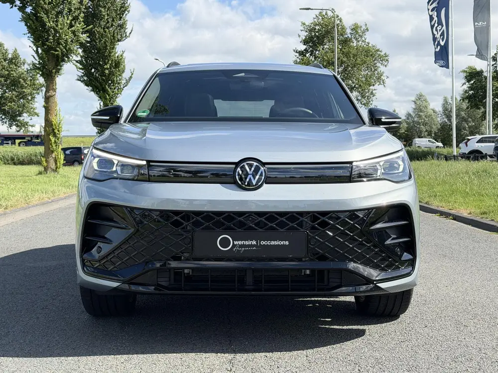 Volkswagen Tiguan 1.5 eHybrid R-Line Edition | Matrix LED | uit 2025, foto 3