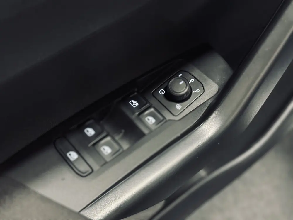 Volkswagen Taigo 1.0 TSI Life | Camera | Keyless | CarPlay uit 2024, foto 11