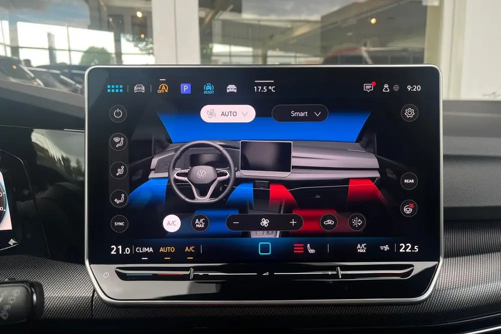 Volkswagen Golf 1.5 eTSI R-Line Edition | MATRIX | ADAPTIVE uit 2024, foto 13