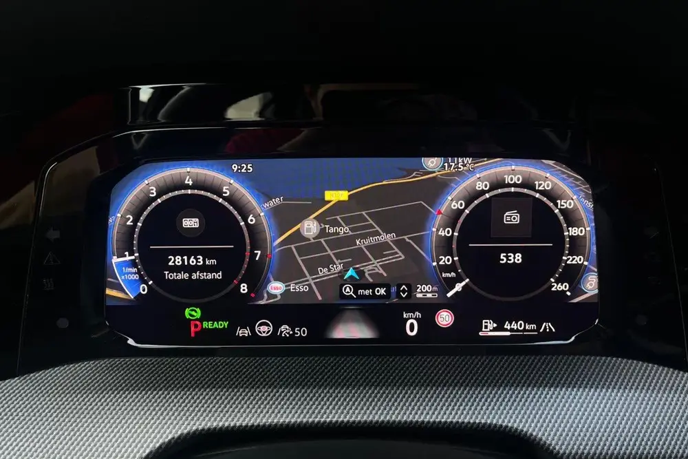 Volkswagen Golf 1.5 eTSI R-Line Edition | MATRIX | ADAPTIVE uit 2024, foto 9