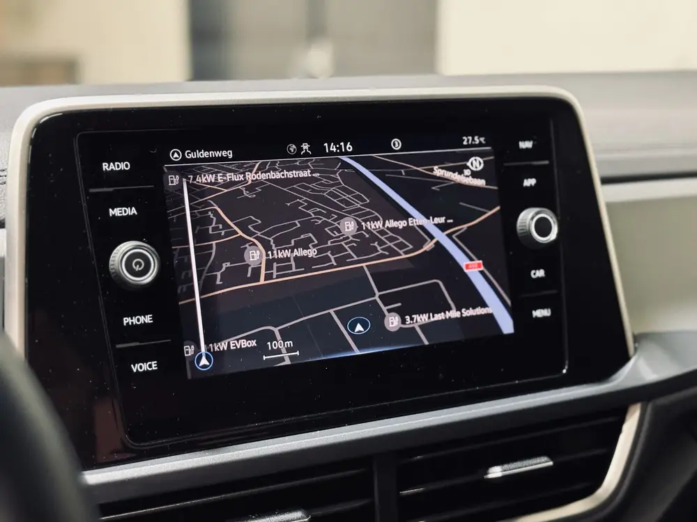 Volkswagen T-Roc 1.5 TSI DSG Style | IQ Light | Camera | Sto uit 2023, foto 16