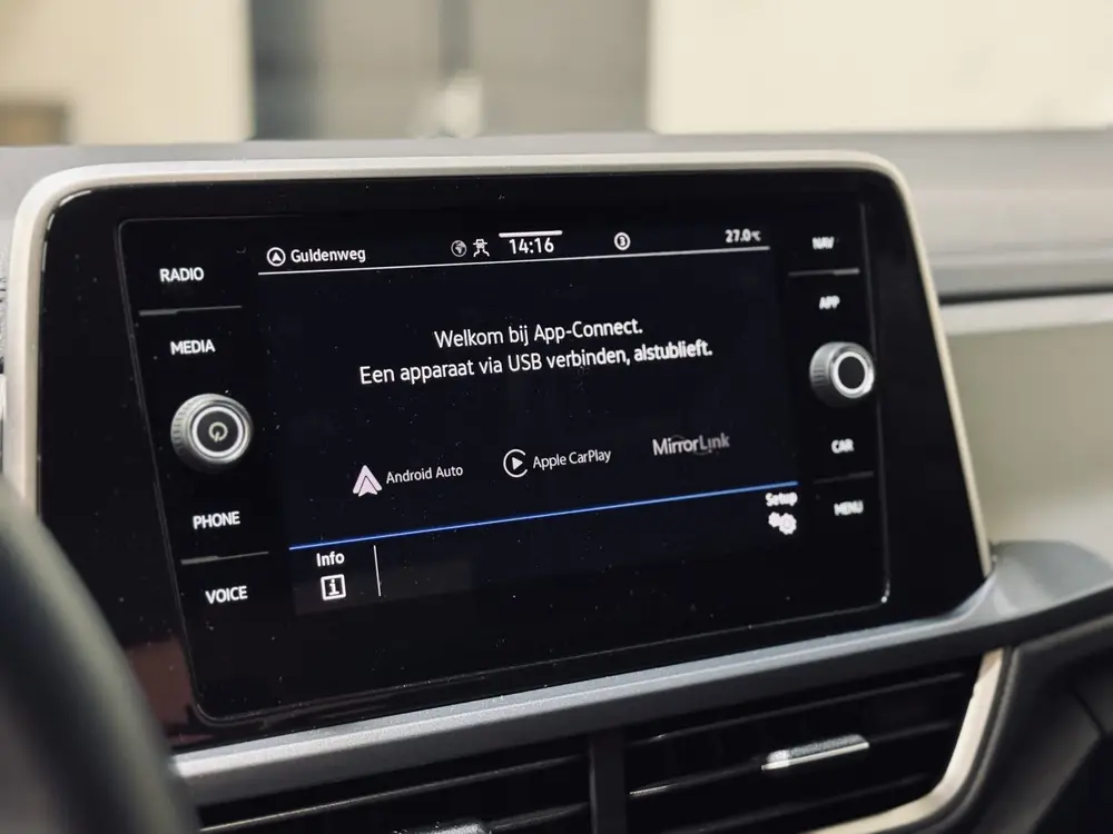 Volkswagen T-Roc 1.5 TSI DSG Style | IQ Light | Camera | Sto uit 2023, foto 17