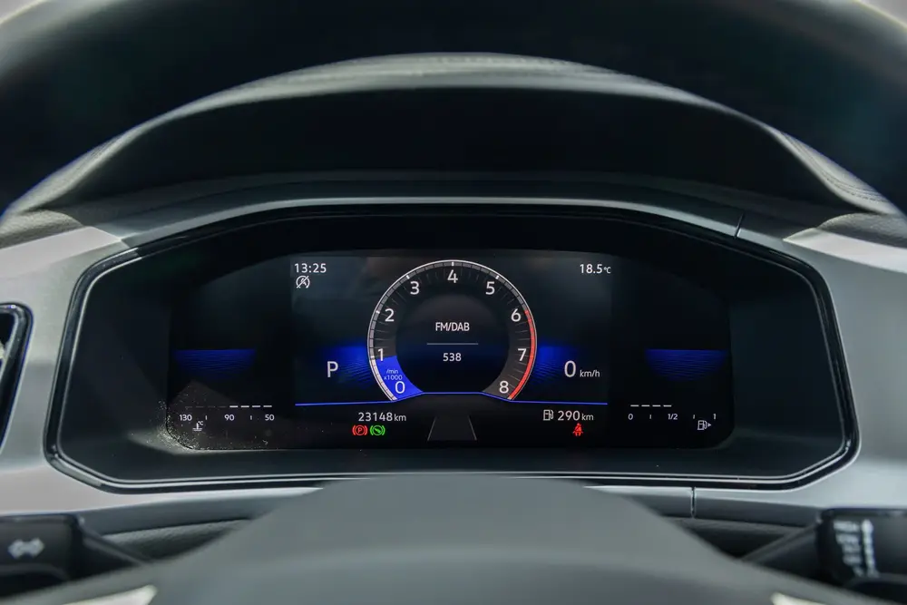 Volkswagen T-Roc 1.5 TSI Life nlauto Stoelverwarming | PDC | uit 2023, foto 4