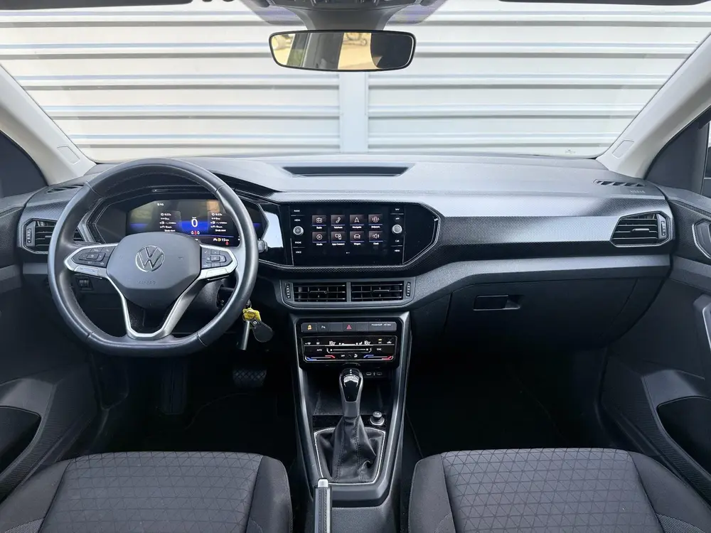 Volkswagen T-Cross 1.0 110pk TSI Style | Parkeersensoren voo uit 2023, foto 4