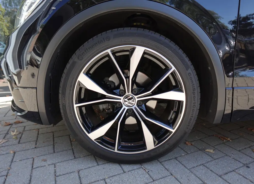 Volkswagen Tiguan 1.5 TSI R-Line PANO KEYLESS CAM uit 2023, foto 11