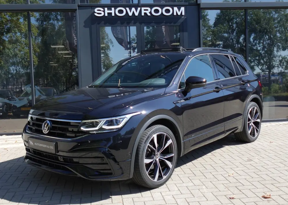 Volkswagen Tiguan 1.5 TSI R-Line PANO KEYLESS CAM uit 2023, foto 3