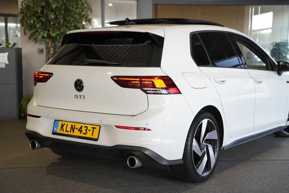 Volkswagen Golf 8 2.0 TSI GTI 245PK DSG Pano Led ACC Trekhaa uit 2024, foto 10