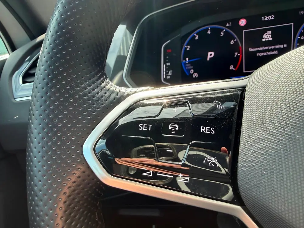 Volkswagen TIGUAN 1.5 TSI R-Line panoramadak parelmoer wit uit 2020, foto 14