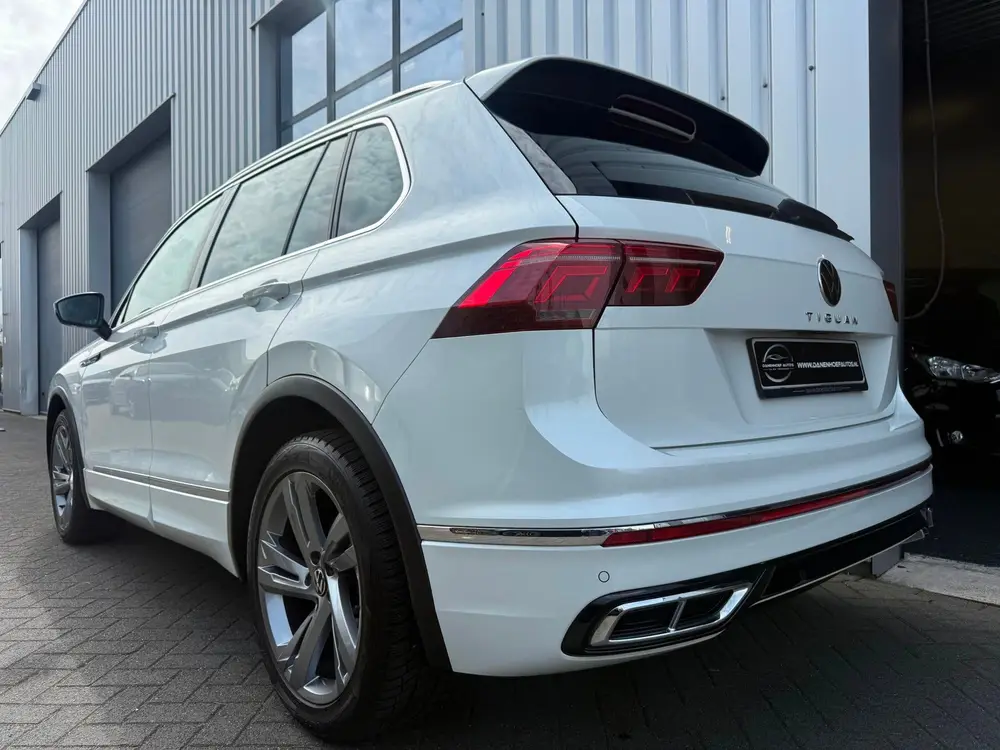Volkswagen TIGUAN 1.5 TSI R-Line panoramadak parelmoer wit uit 2020, foto 2