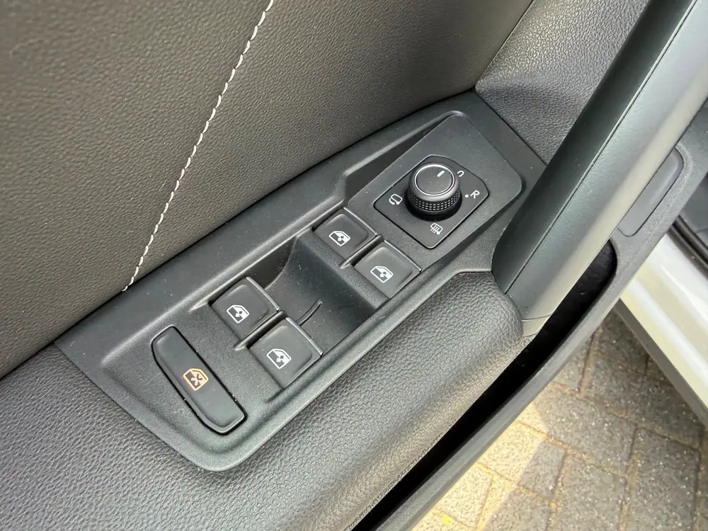Volkswagen TIGUAN 1.5 TSI R-Line panoramadak parelmoer wit uit 2020, foto 7