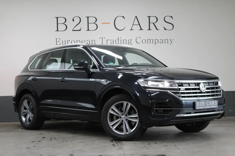 Volkswagen Touareg 3.0 TSI R-Line | Leder | Trekhaak | LED | uit 2019